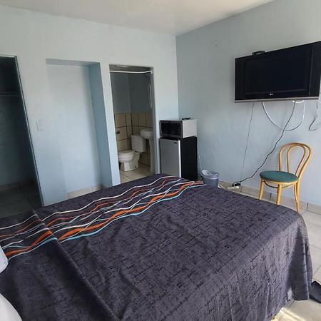 Green Spot Motel Victorville Εξωτερικό φωτογραφία