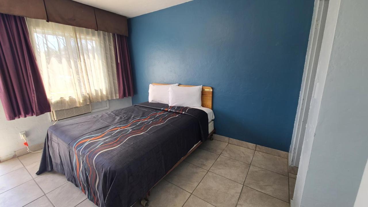 Green Spot Motel Victorville Εξωτερικό φωτογραφία